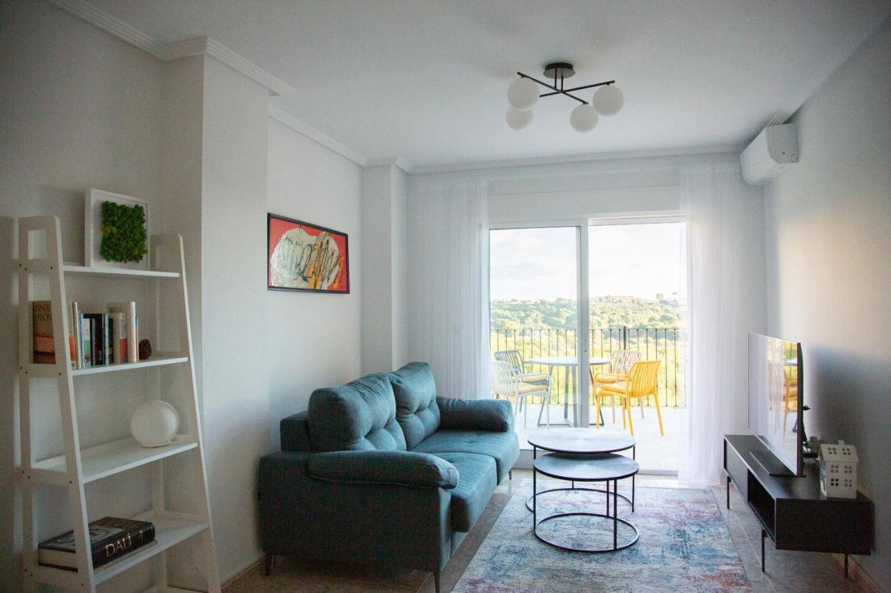 Open View Pinetree Penthouse Apartman Campoamor Kültér fotó