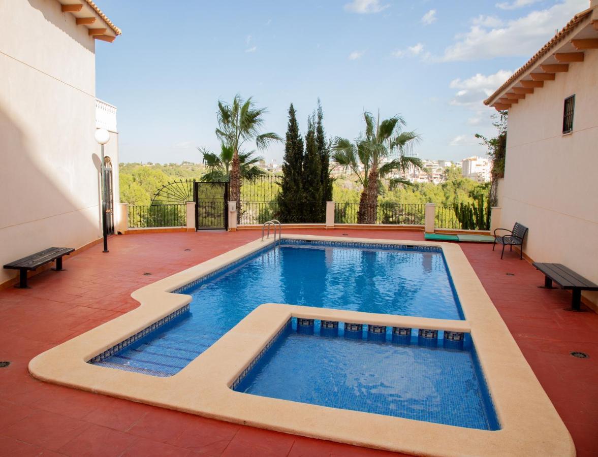 Open View Pinetree Penthouse Apartman Campoamor Kültér fotó